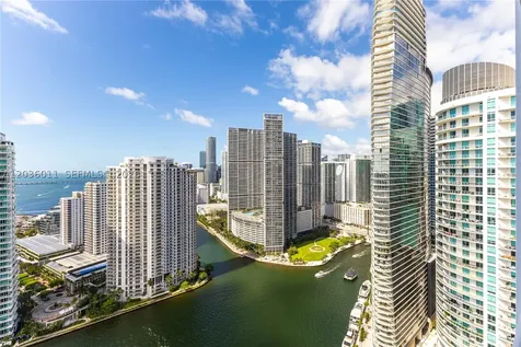 325 S Biscayne Boulevard Miami FL 33131