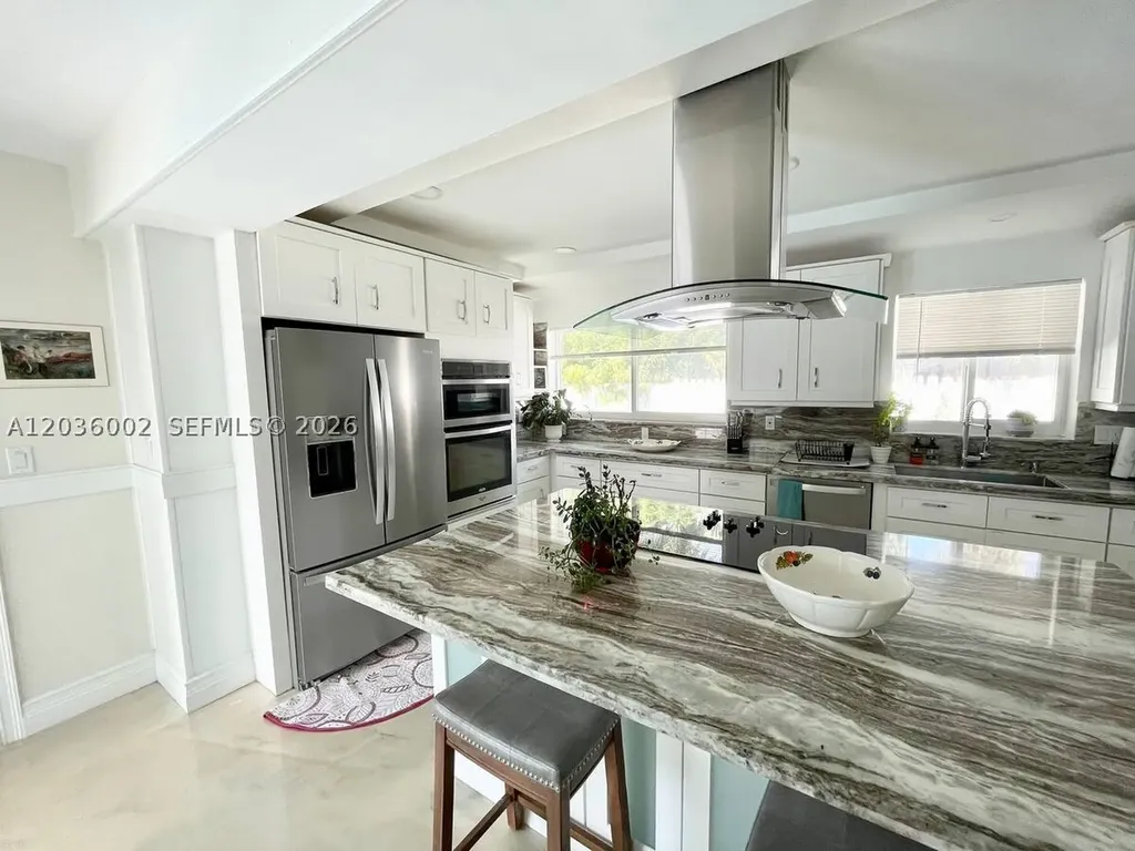 416 N Rainbow Drive Hollywood FL 33021