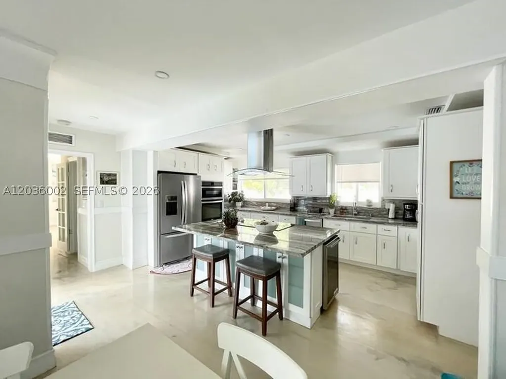 416 N Rainbow Drive Hollywood FL 33021