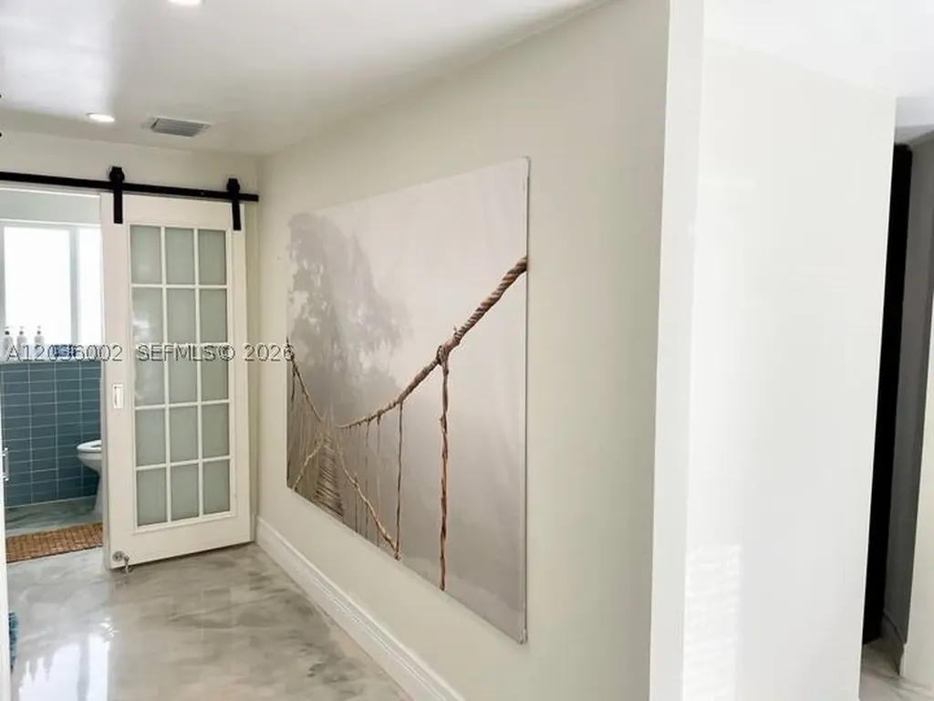 416 N Rainbow Drive Hollywood FL 33021