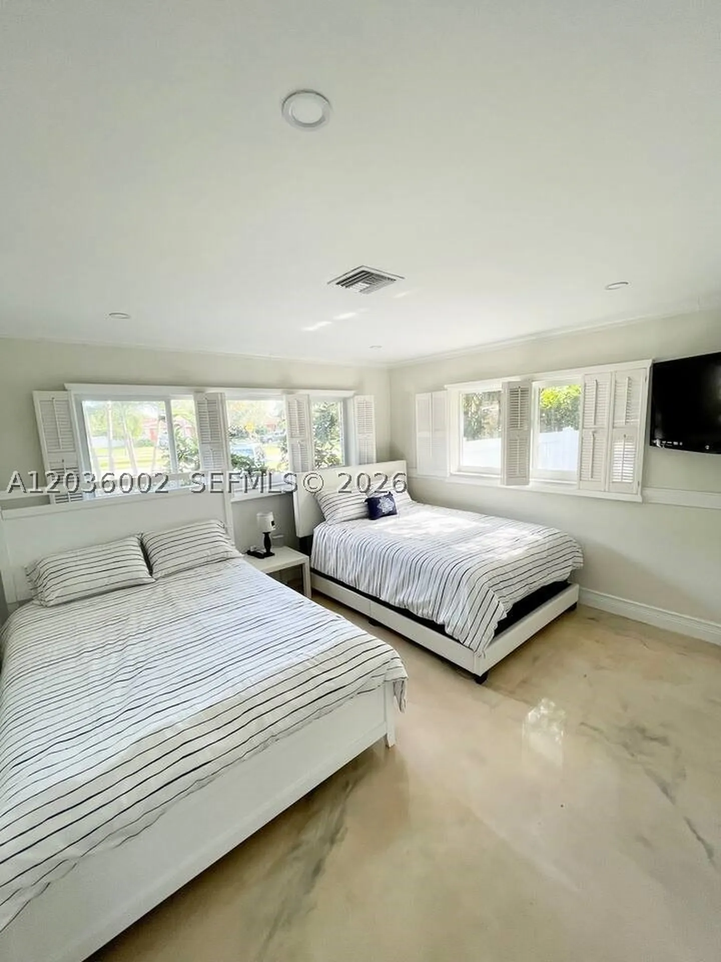 416 N Rainbow Drive Hollywood FL 33021