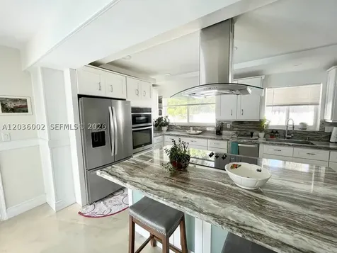416 N Rainbow Drive Hollywood FL 33021