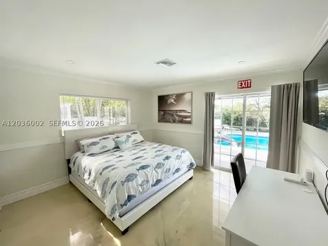 416 N Rainbow Drive Hollywood FL 33021