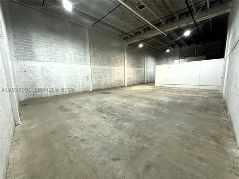 7038 NW 50th Street Miami FL 33166