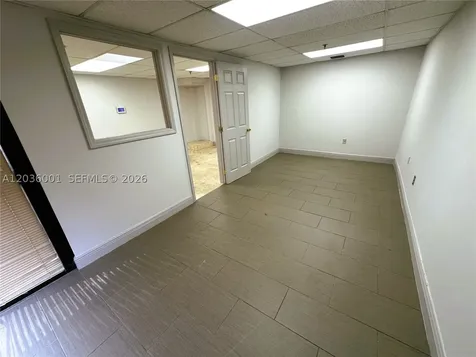 7038 NW 50th Street Miami FL 33166