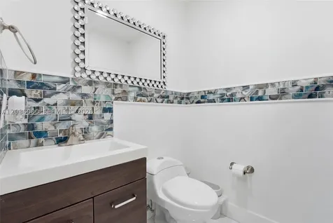 323 NW 136th Place Miami FL 33182
