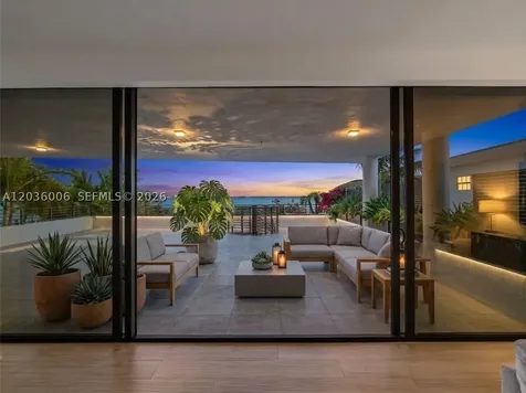 1930 Bay Drive Miami Beach FL 33141
