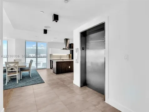 1930 Bay Drive Miami Beach FL 33141