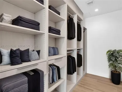1930 Bay Drive Miami Beach FL 33141