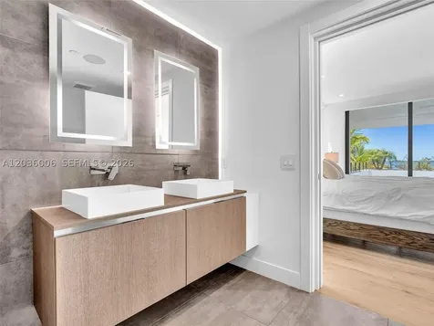 1930 Bay Drive Miami Beach FL 33141