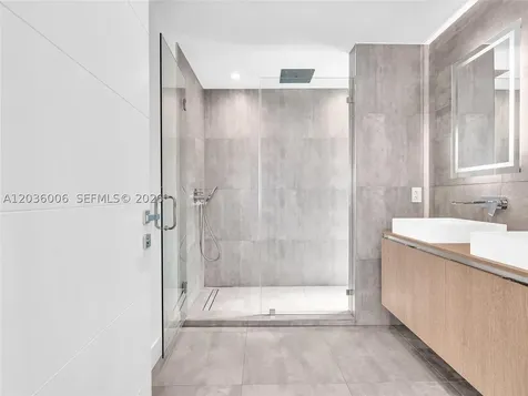 1930 Bay Drive Miami Beach FL 33141
