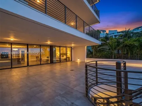 1930 Bay Drive Miami Beach FL 33141