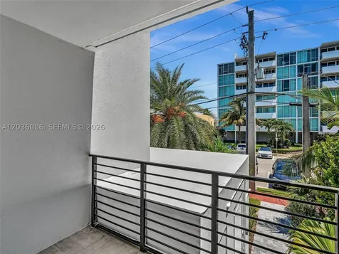 1930 Bay Drive Miami Beach FL 33141