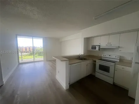 5077 NW 7th Street Miami FL 33126
