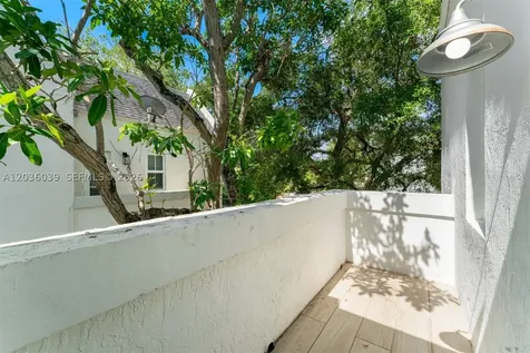 3125 Paola Drive Miami FL 33133