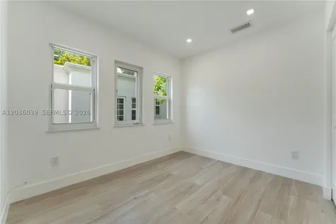 3125 Paola Drive Miami FL 33133