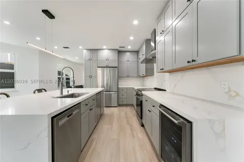 3125 Paola Drive Miami FL 33133