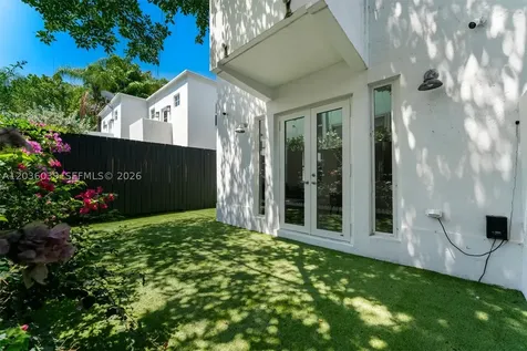 3125 Paola Drive Miami FL 33133
