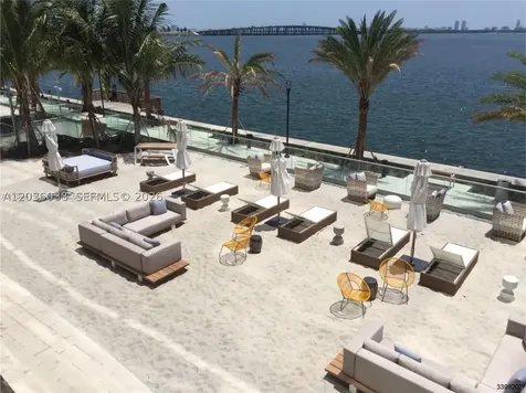 2900 NE 7th Avenue Miami FL 33137