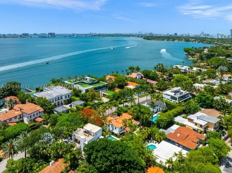 4727 N Bay Road Miami Beach FL 33140