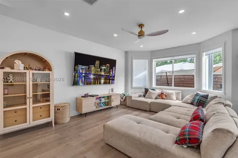 11203 NW 73rd Terrace Doral FL 33178