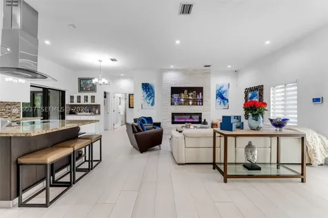 1201 SW 92nd Avenue Miami FL 33174