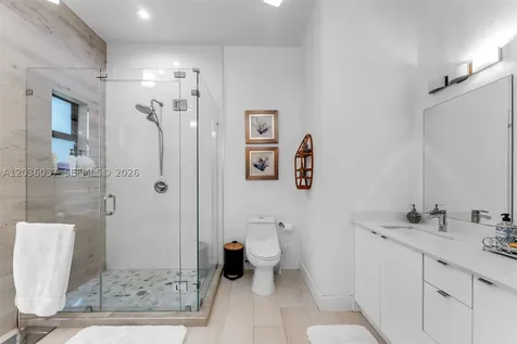 1201 SW 92nd Avenue Miami FL 33174