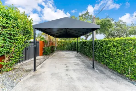 1201 SW 92nd Avenue Miami FL 33174