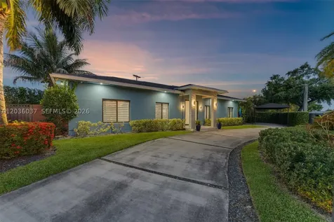 1201 SW 92nd Avenue Miami FL 33174