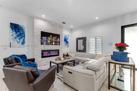 1201 SW 92nd Avenue Miami FL 33174