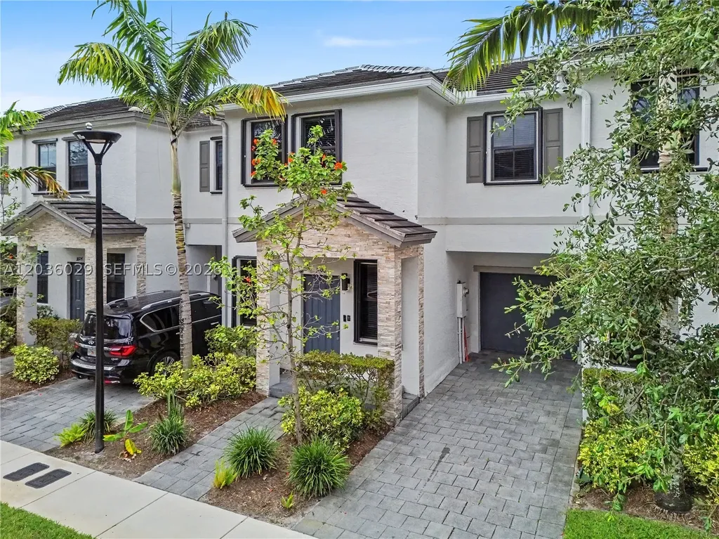 1608 SW 28th Street Fort Lauderdale FL 33315