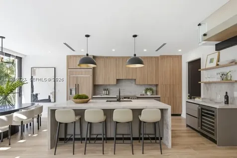 555 Catalonia Avenue Coral Gables FL 33134