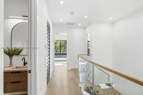 555 Catalonia Avenue Coral Gables FL 33134