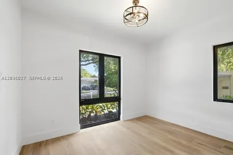 555 Catalonia Avenue Coral Gables FL 33134