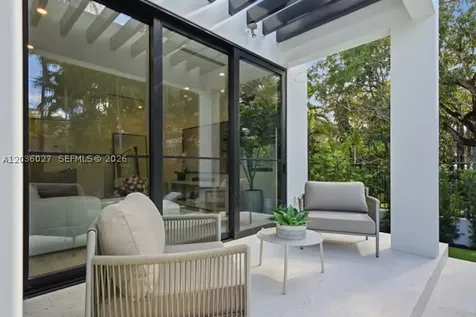 555 Catalonia Avenue Coral Gables FL 33134