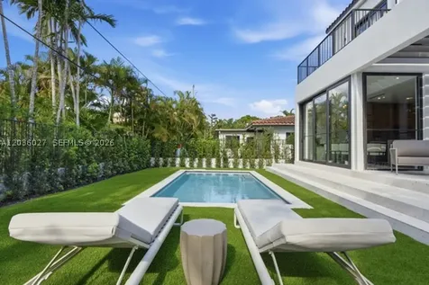 555 Catalonia Avenue Coral Gables FL 33134