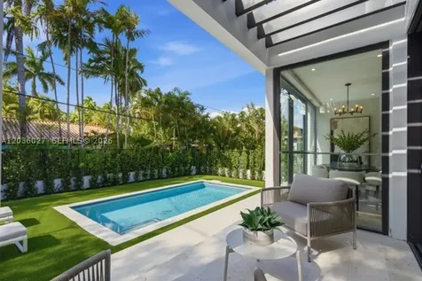 555 Catalonia Avenue Coral Gables FL 33134