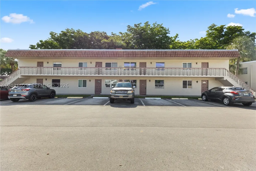 3777 NW 78th Avenue Davie FL 33024