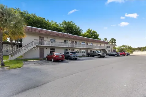 3777 NW 78th Avenue Davie FL 33024