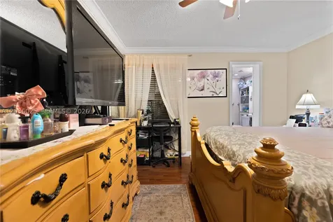 3777 NW 78th Avenue Davie FL 33024
