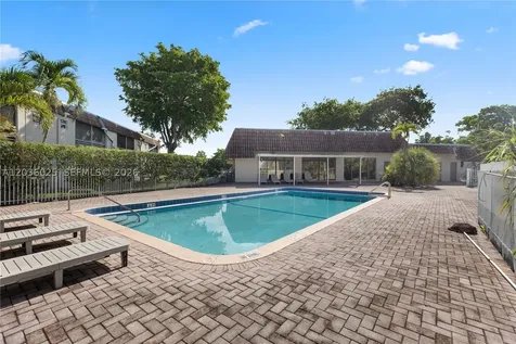 3777 NW 78th Avenue Davie FL 33024