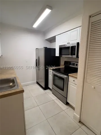 2880 N Oakland Forest Drive Oakland Park FL 33309