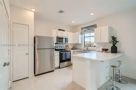 1366 NE 4th Avenue Florida City FL 33034