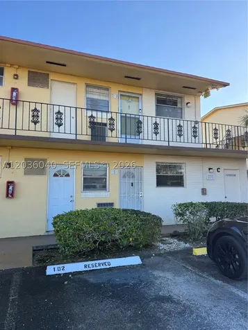 2940 NE 203rd Street Aventura FL 33180