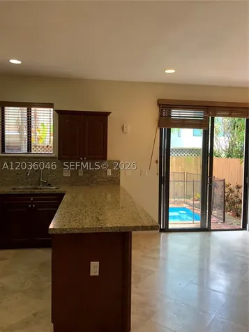 3227 Gifford Lane Miami FL 33133