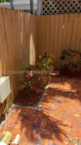 3227 Gifford Lane Miami FL 33133