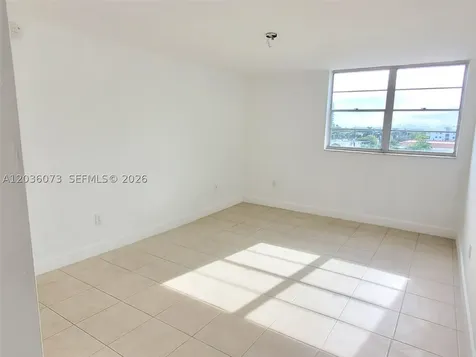 7900 Tatum Waterway Drive Miami Beach FL 33141
