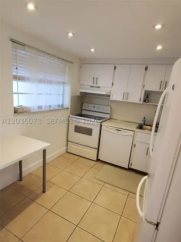 7900 Tatum Waterway Drive Miami Beach FL 33141