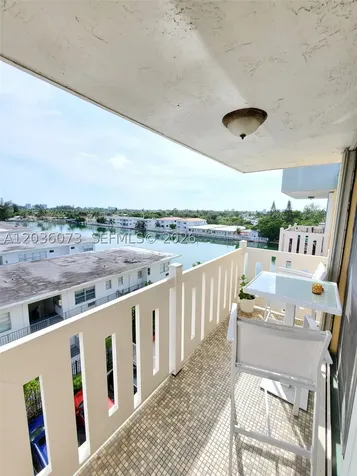 7900 Tatum Waterway Drive Miami Beach FL 33141