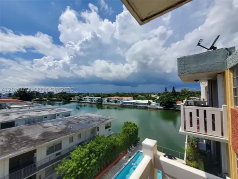 7900 Tatum Waterway Drive Miami Beach FL 33141